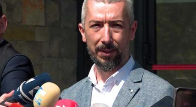 Erden Atiq nis zyrtarisht punën si kryetar i Mitrovicës së Veriut