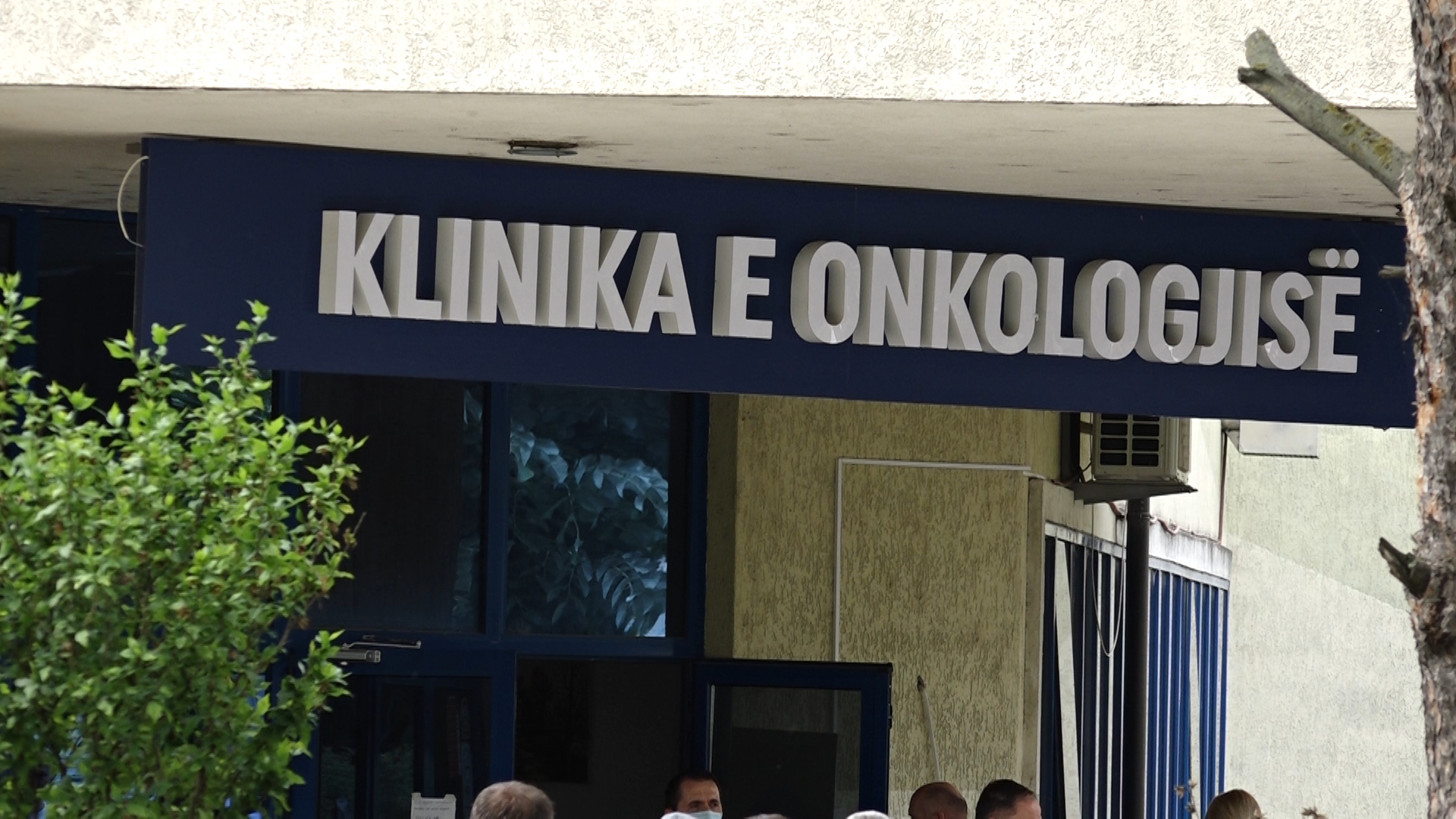Deri në 12 orë pritje në Onkologji për kimioterapi