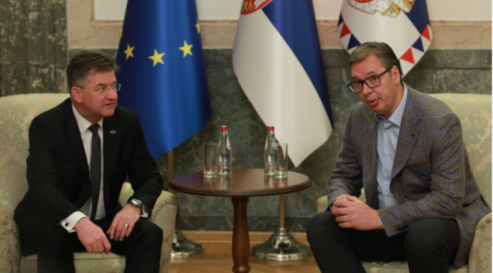 “Jam i shqetësuar për situatën në veri, Kurti po provokon incidente”, Vuçiq tregon se çka i tha Lajçakut