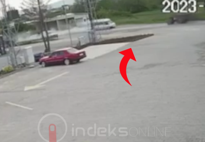 Shpejtësi e çmendur, për pak të ndodhte aksident i rëndë në magjistralen Prishtinë – Podujevë (Video)