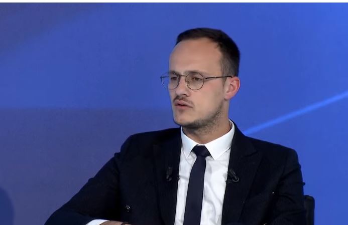 Kryetari i Gjilanit për Muratin: Ndodh që s’ma hap telefonin