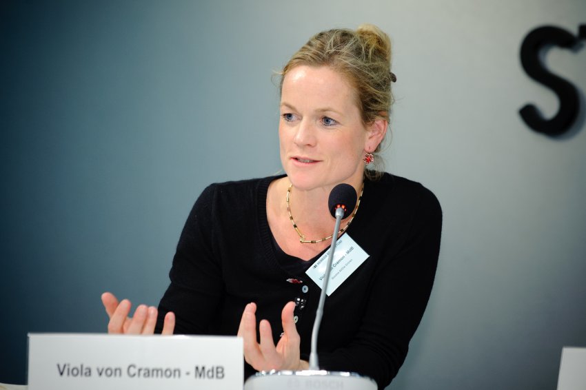 Von Cramon i propozon PE’së të kërkojë që Serbia ta heqë votën kundër Kosovës në KiE