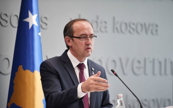 Hoti: Ekipi Menaxhues ka ekzistuar prej vitit 2013, puna e Kurtit në dialog është katastrofë