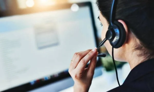 Mbi 30 mijë kosovarë punojnë në Call Center
