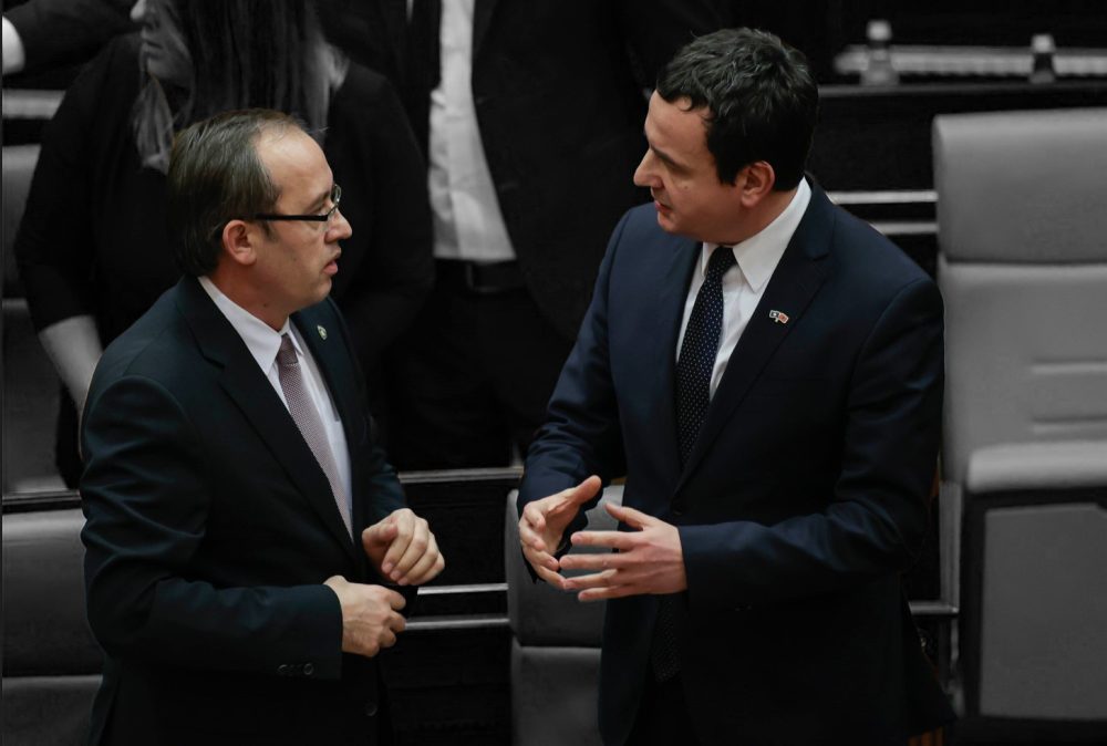 Hoti për Kurtin: Shkel mbi çdo gjë për ta ruajtur pushtetin