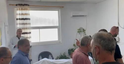 Personi i vdekur në kampin e muxhahedinëve/ Prokurorët e Shqipërisë hyjnë në morg, do të bëhen verifikime