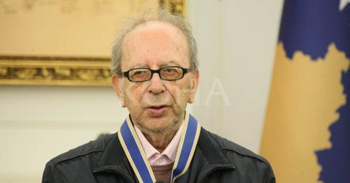 Ismail Kadareja dekorohet me urdhrin “Hasan Prishtina”