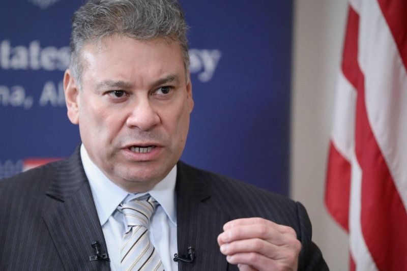 Escobar: Asociacioni s’varet nga Kurti, a pret Kosova për integrim deri kur kryeministri t’i përmbush detyrimet?