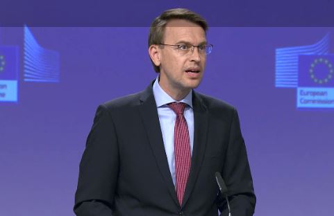 Stano: BE-ja s’e sanksionoi Kosovën, por i vendosi masa kufizuese