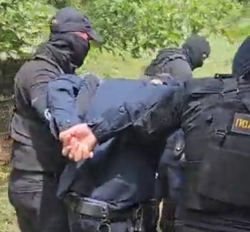 Video e momentit kur kidnapohen tre policët e Kosovës