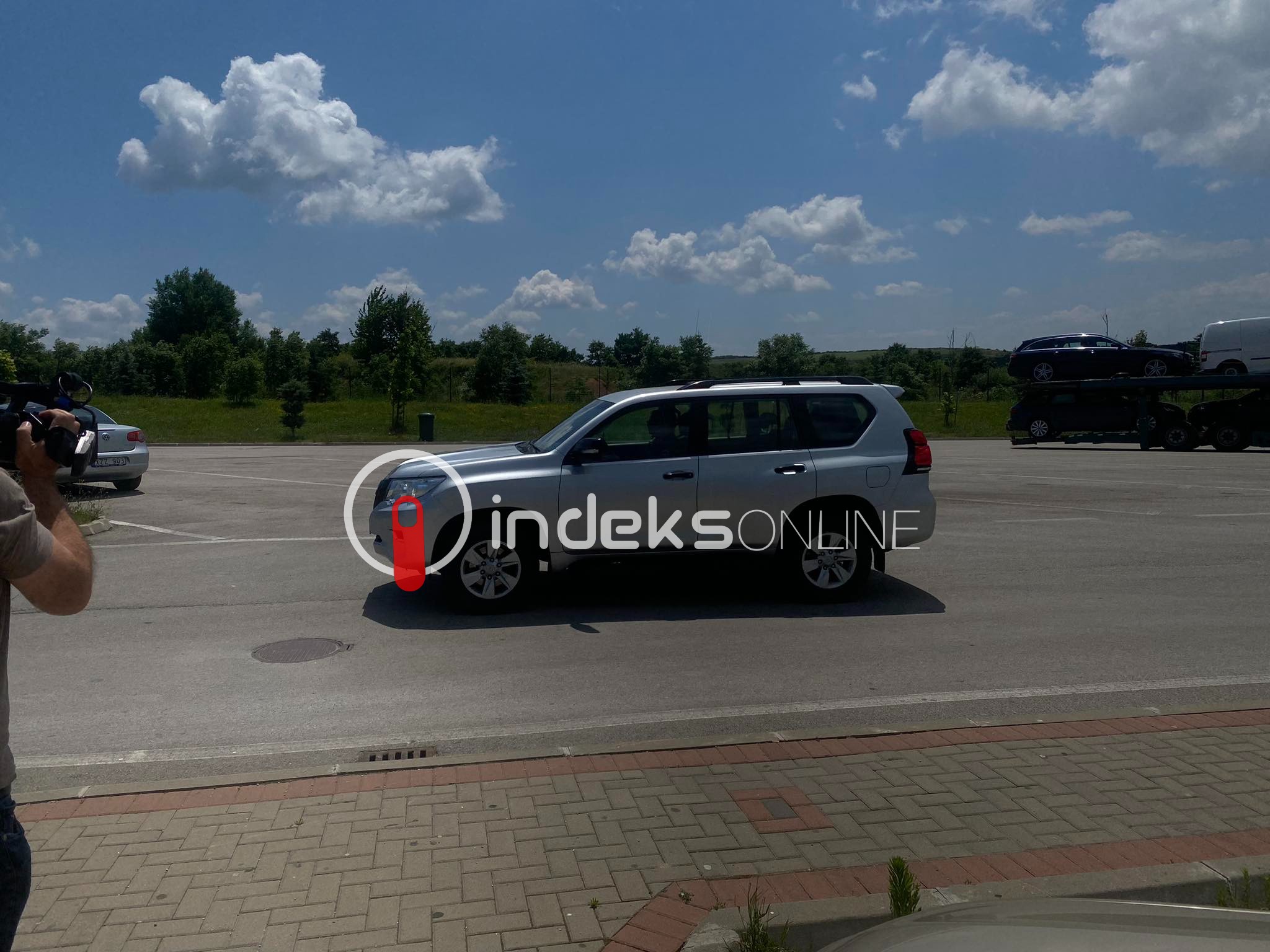 Pamje/Arrin në Kosovë Policët e kidnapuar