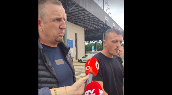 Flasin qytetarët që u ndaluan në Serbi: Ishim rrugës për Gjermani, policët na thanë se kjo është çështje politike