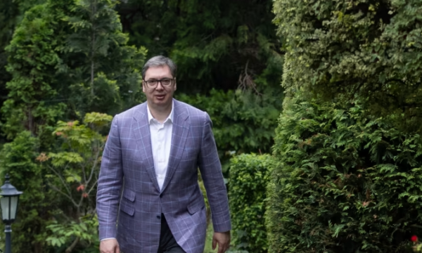 FT: Tensionet në Veri – SHBA, BE dhe NATO u rreshtuan krah Serbisë për shkak se po furnizon me municion Ukrainën