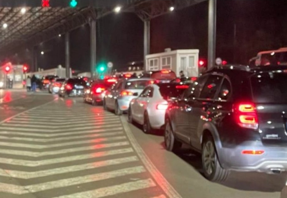 Konfirmohet: Bllokohen tri pika kufitare mes Kosovës dhe Serbisë