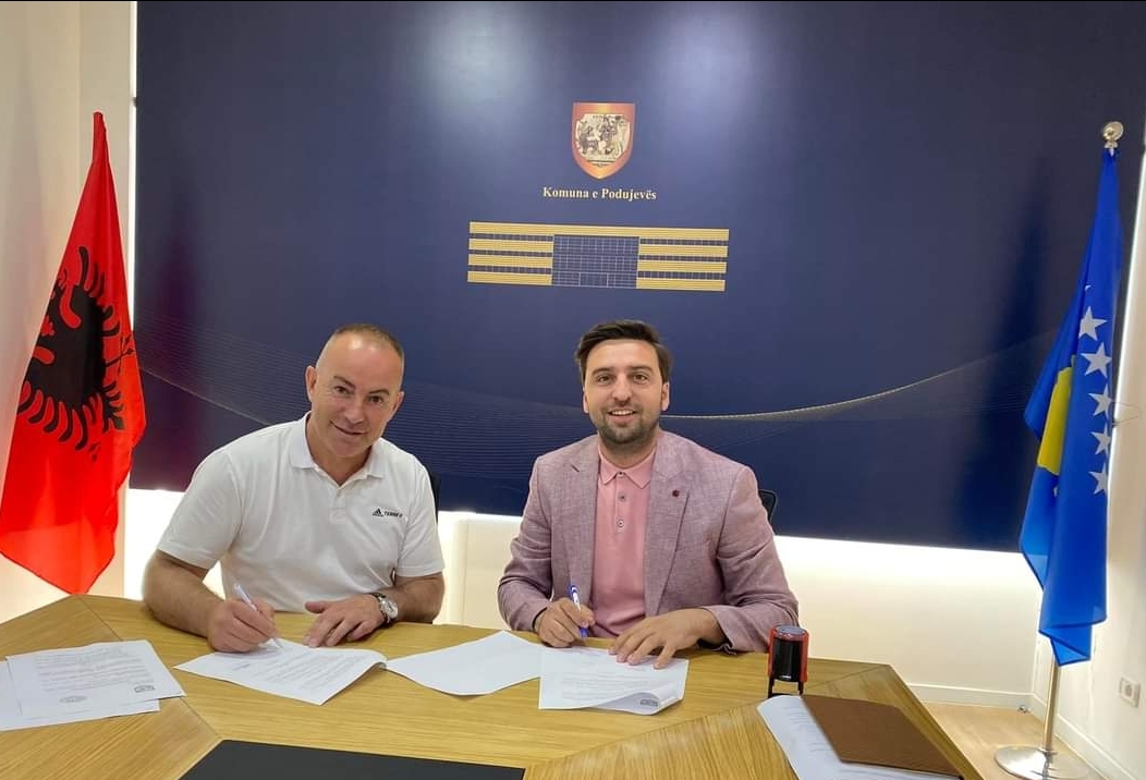 Komuna i kalon në shfrytëzim kamionin për grumbullimin e mbeturinave KRM “Pastrimi”