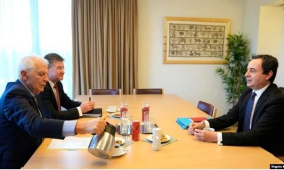 Nis takimi mes Kurtit, Borrellit dhe Lajçak-ut