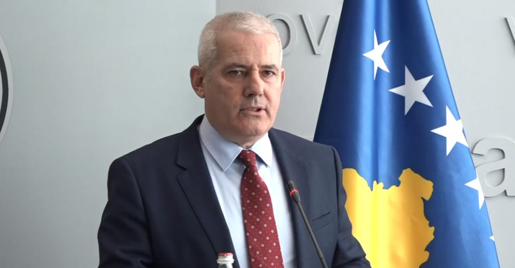 Reagon Sveçla pas kidnapimit të tre policëve në veri: Serbia kriminale ka hyrë në territorin e Kosovës dhe ka kidnapuar tre zyrtarë policorë