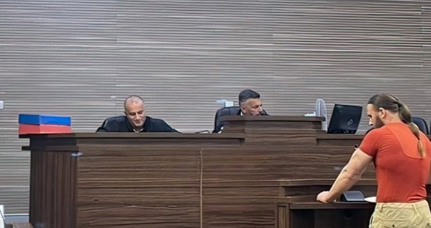 I akuzuari për vrasjen e dy policëve pretendon se AKI-ja tentoi ta vriste në Burgun e Sigurisë së Lartë