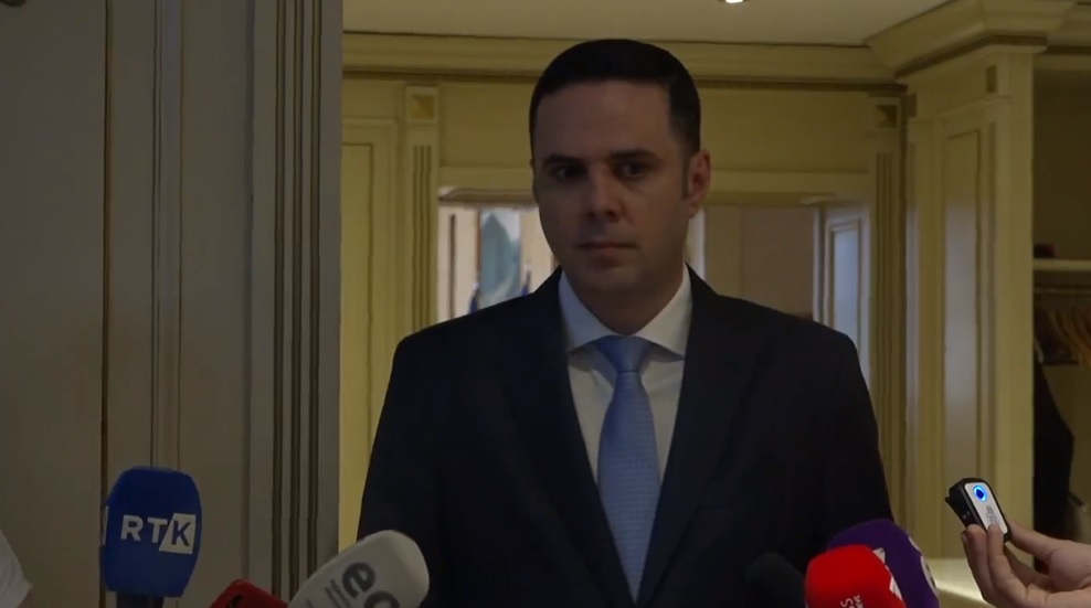 Abdixhiku flet pas takimit me opinionistë: Nisëm një ide se si të dalim nga kriza