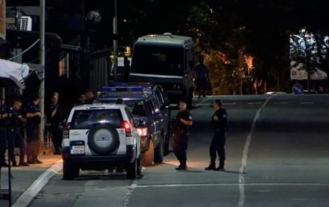 E konfirmuar: Njësitë Speciale kanë filluar tërheqjen nga veriu