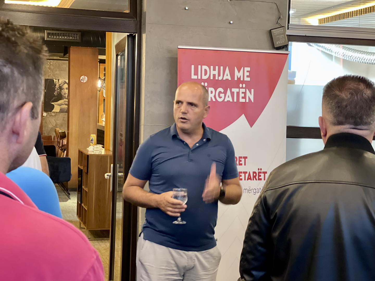 LDK në Podujevë organizon takim me bashkatëdhetarët (Foto)