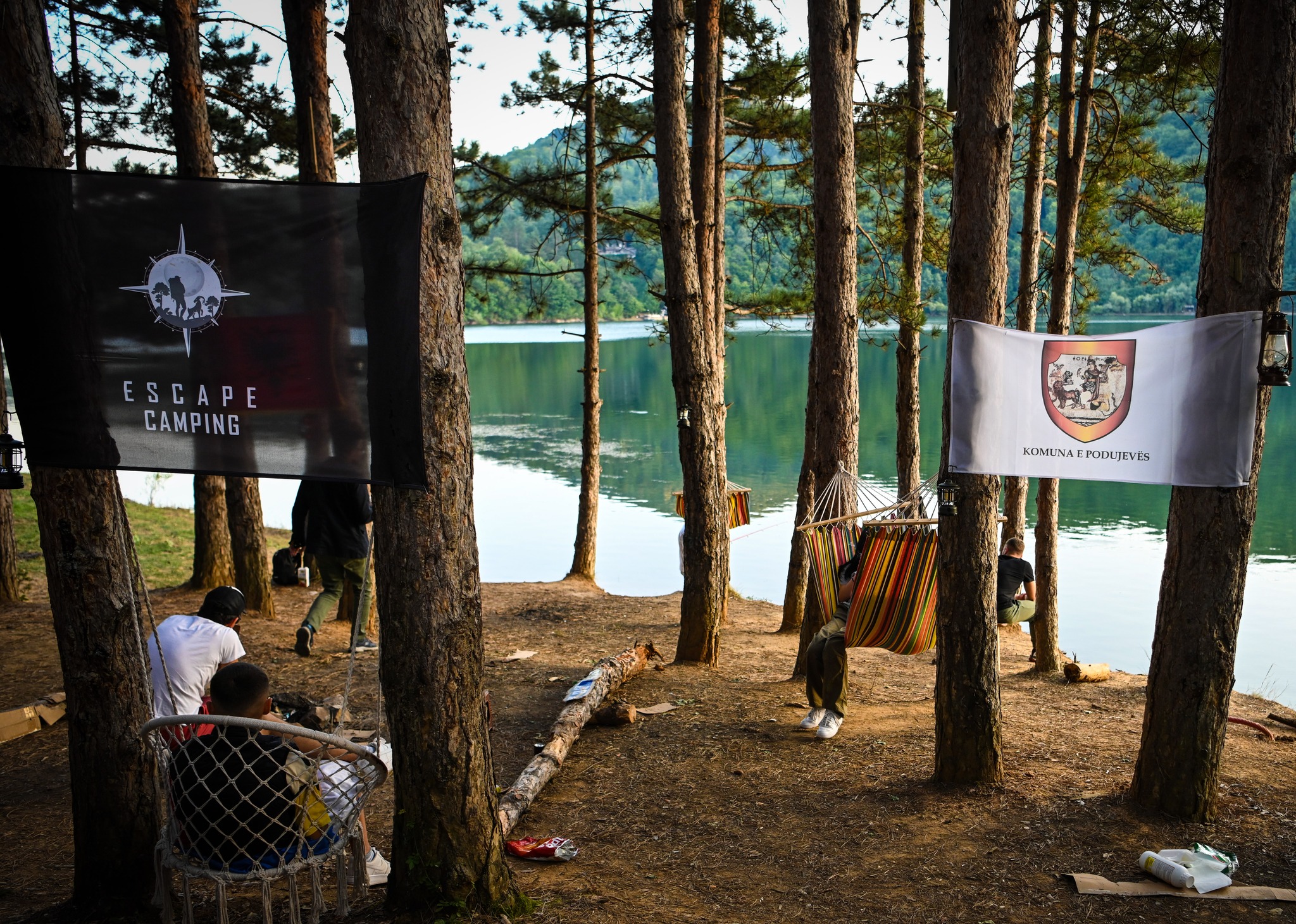 Organizata rinore “Escape” ka organizuar kamping tek Liqeni i Batllavës