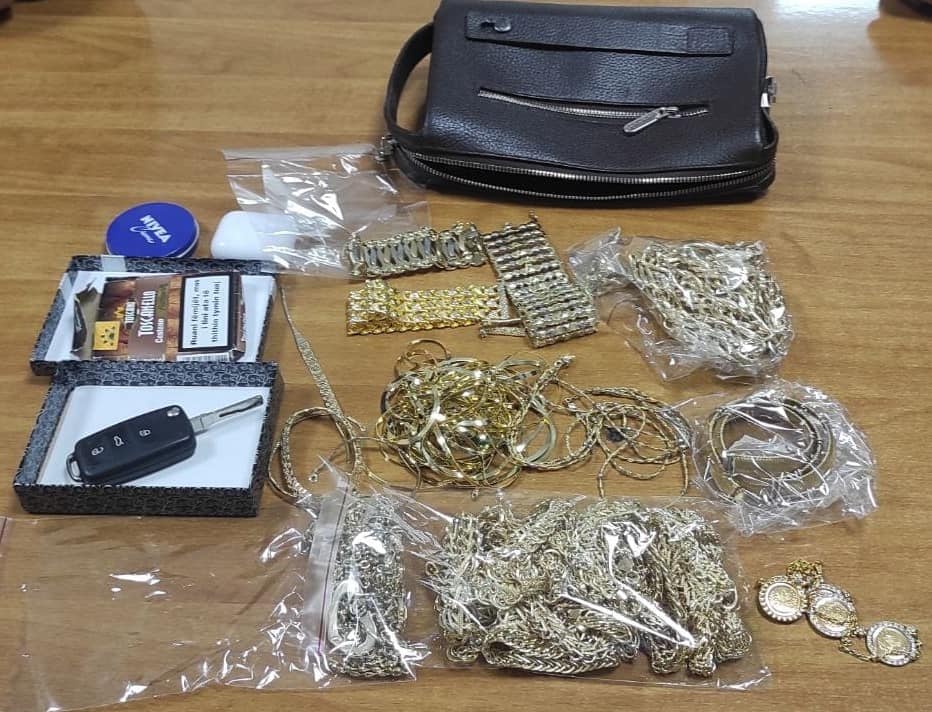 Policia gjen 600 gramë flori në një veturë në Shtërpcë, arrestohet një person