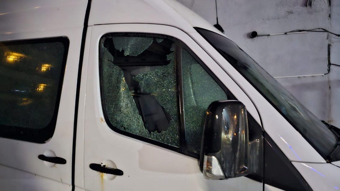 Sveçla reagon pas shpërthimit në veri: Revoltë pas arrestimit të tre serbëve për krime lufte në Kosovë