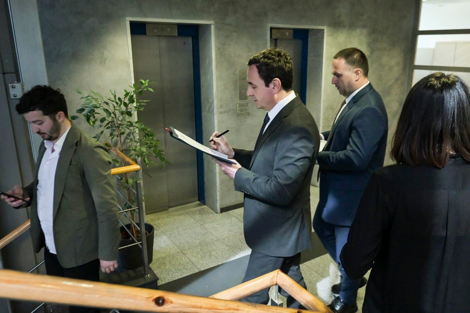 Kurti njofton për vendimet që u morën në mbledhjen e sotme të Qeverisë