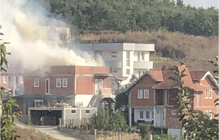 Shpërthen një bombol gazi, digjet një shtëpi në Skenderaj
