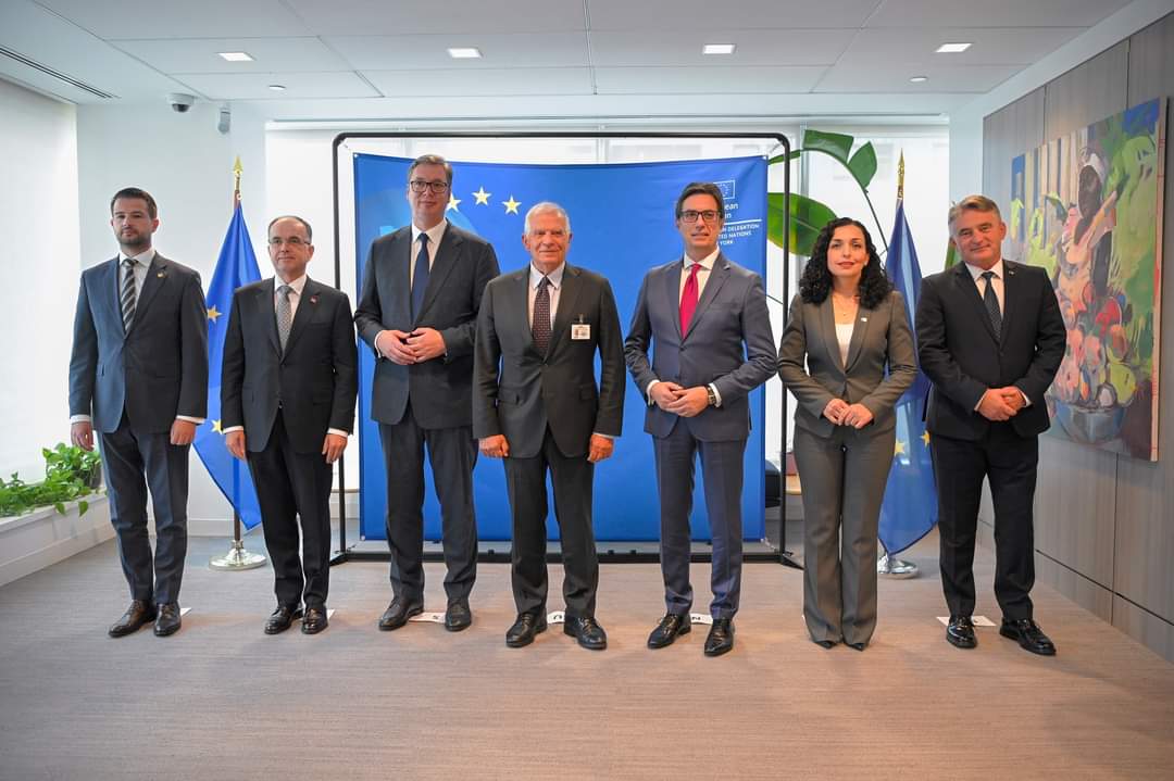 Borrell u shtron darkë liderëve të Ballkanit Perëndimor, shihen Osmani edhe Vuçiqi