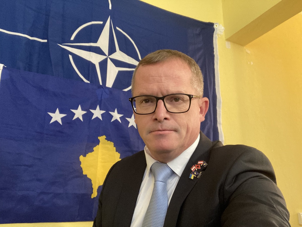 Fehlinger: Kosova dhe BE-ja ta shpallin organizatë terroriste Listën Srpksa