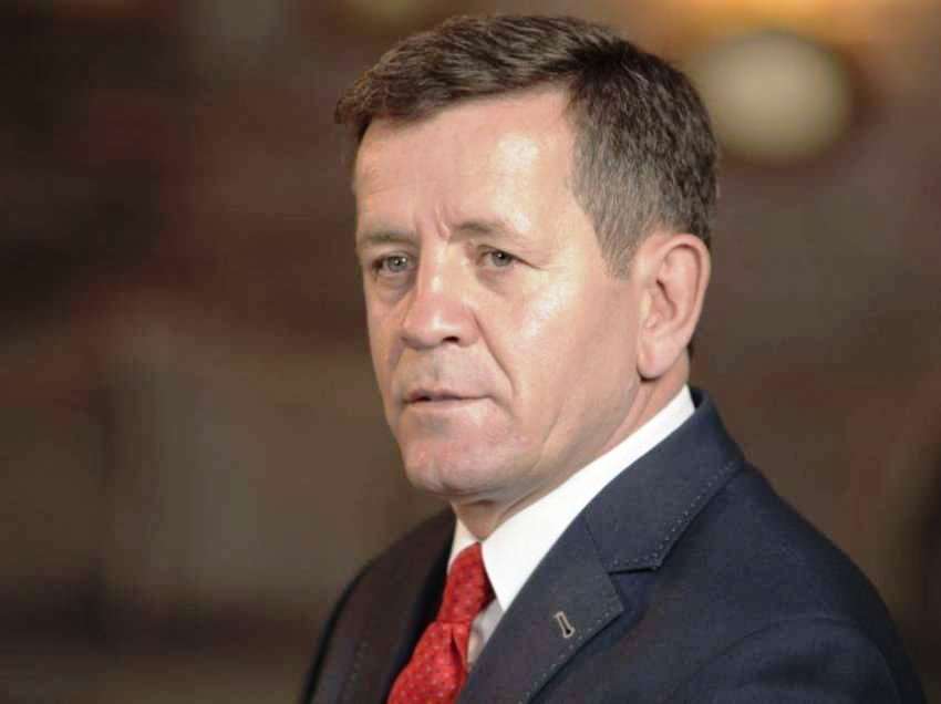 Alarmon Remi: KFOR të inspektojë menjëherë manastiret serbe në Kosovë, shkaku armëve!