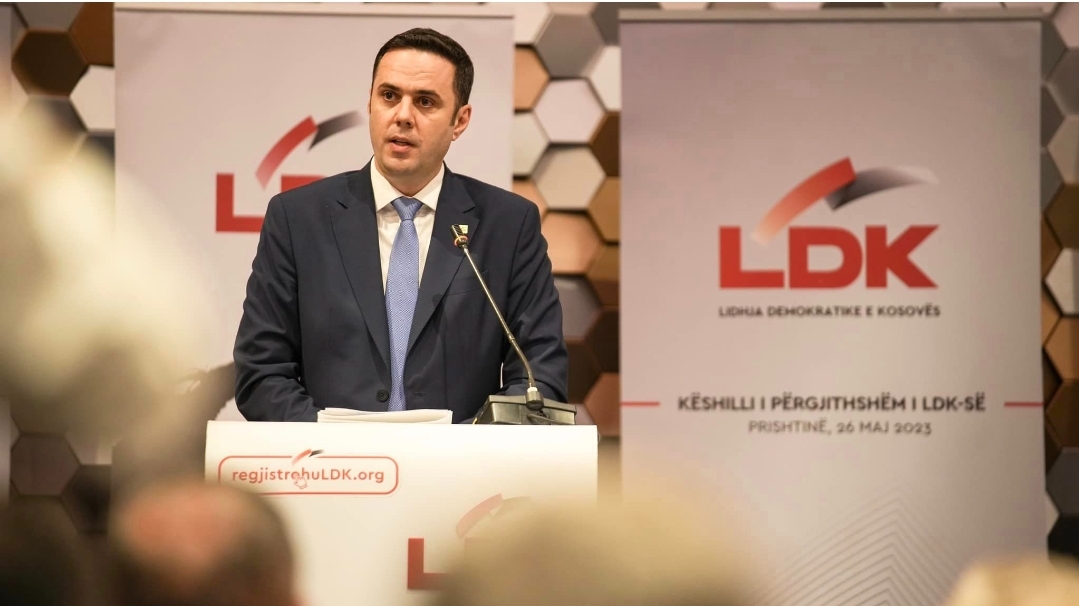 Abdixhiku shpalos 50 zotimet e tjera: Rritje ekonomike 4-5% në vit dhe rritje e koeficientit deri në 135 euro