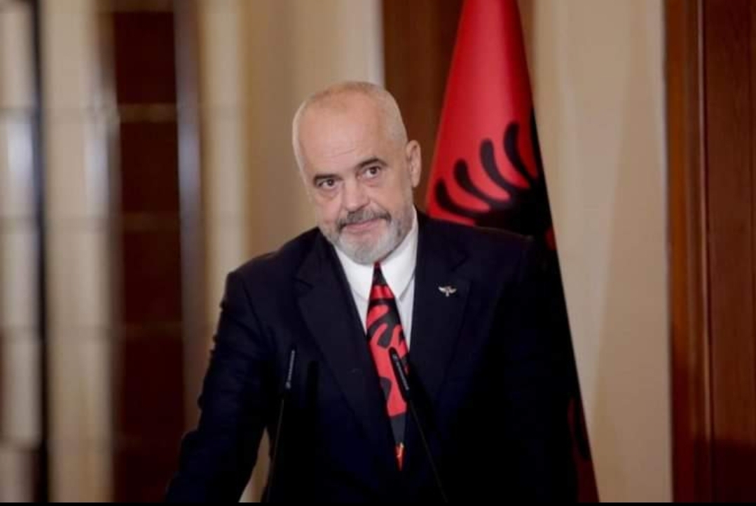 Trupat serbe afër kufirit, reagon Rama