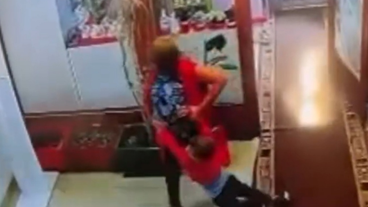 “Më dhemb barku” – Dhunimi i 3-vjeçarit nga edukatoret në çerdhe, gjyshi i të miturit: Ka shumë frikë dhe urinon pa kontroll