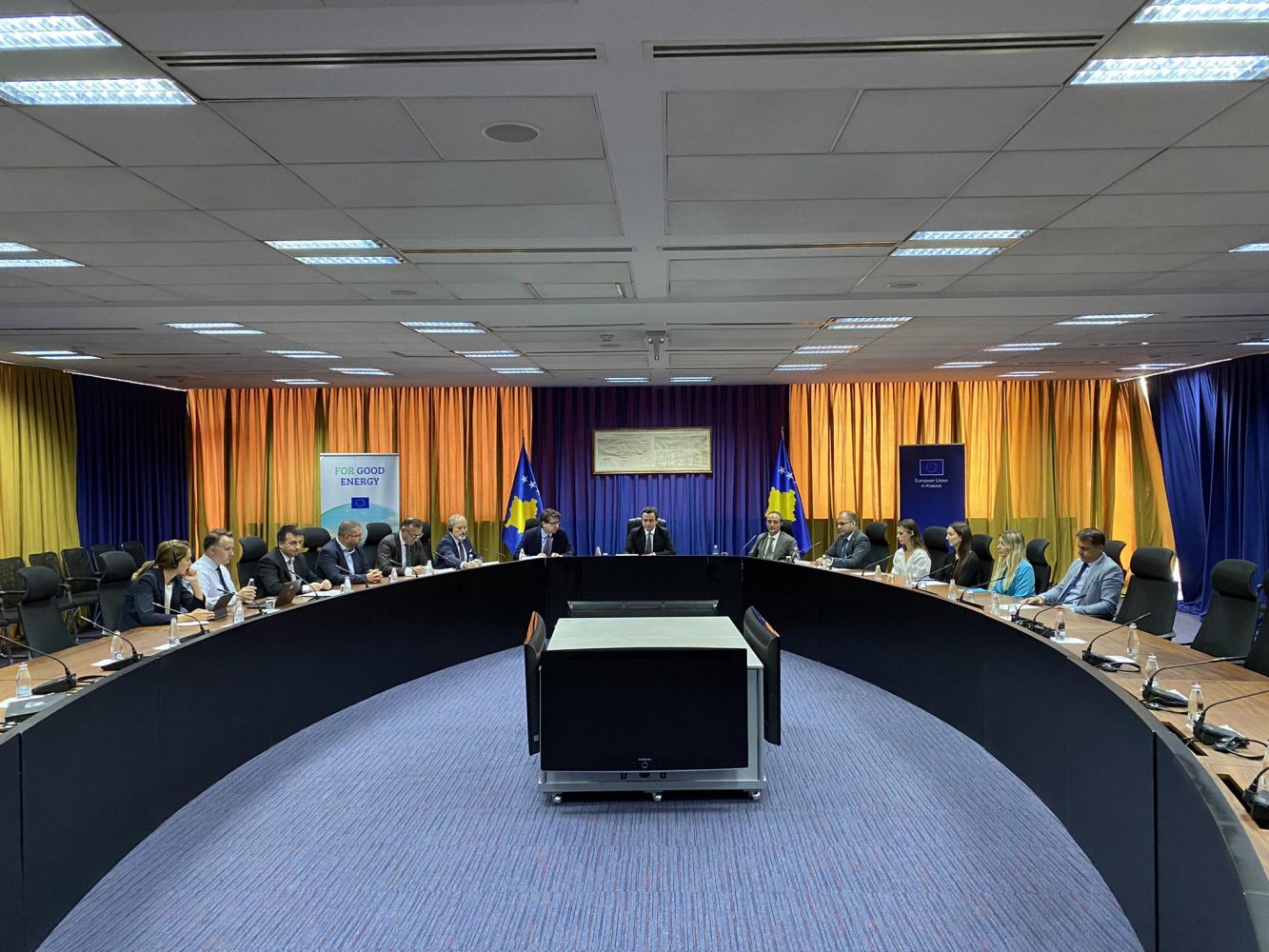 Qeveria do t’ua subvencionojë përsëri energjinë familjeve të cenueshme – Kush mund të aplikojë?