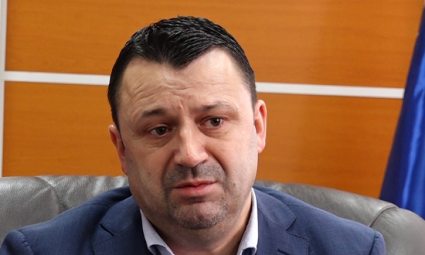 Deputeti i PDK-së: Nuk i kemi votat për ta rrëzuar Kurtin