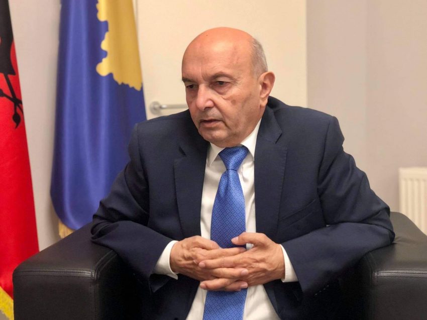 Mustafa-Kurtit: Kujdes ndaj Lajçakut, s’është arenë e gazit lotësjellës