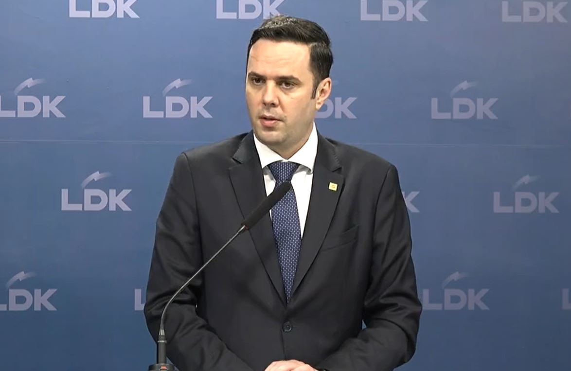 LDK-së i shtohen tetë nëndegë në kryeqytet, Abdixhiku: Shenjë e një ndryshimi të madh që po vjen