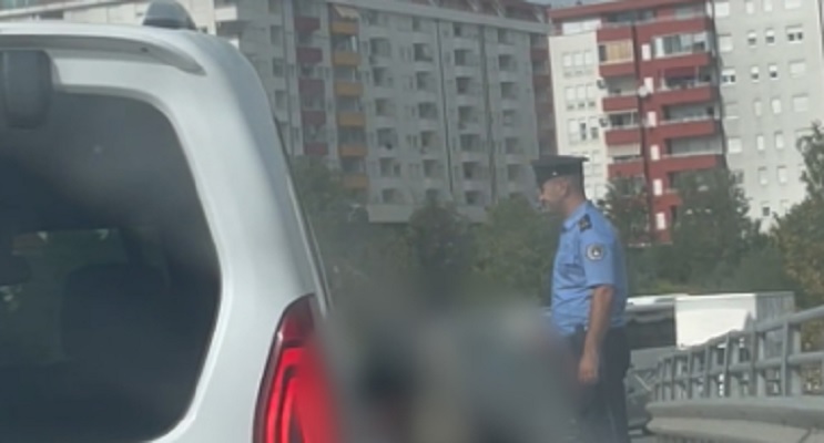 Policia largon lëmoshë-kërkuesit nga rrugët e Prishtinës