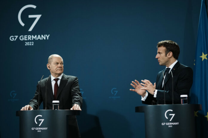 Scholz sfidon Macronin për kërcënimin me pezullimin e vizave për Kosovën