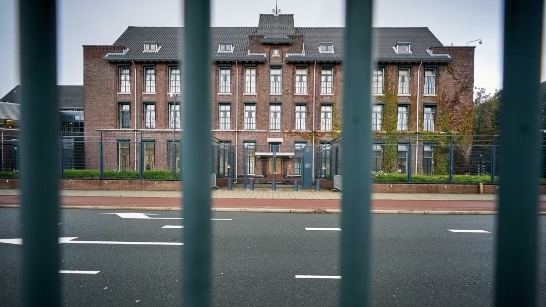 Specialja ia konfiskon telefonin edhe vëllait të Hakif Zejnullahut