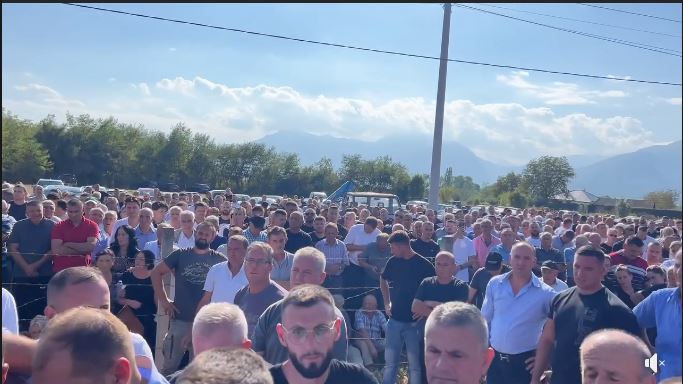 Shkelja e dy këmbësorëve në Ozdrim, familja Shala i zgjat dorën e pajtimit familjes Elshani