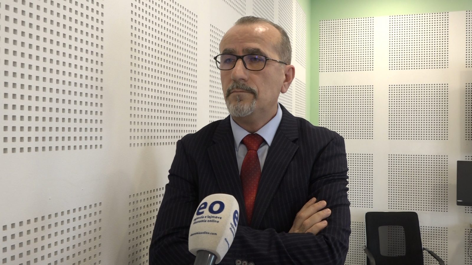 Haxhiu për refuzimin e Kurtit: Kryemashtruesi po i ikën përgjegjësisë para deputetëve