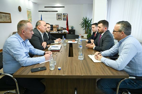 Kryetari Bulliqi zhvilloi takim me kryeshefin e KOST-it Evetar Zeqiri