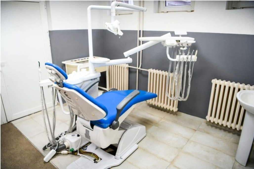 QKMF-ja në Podujevë hap ordinancën stomatologjike për personat me aftësi të kufizuar