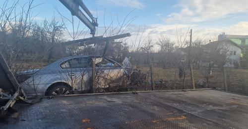 Vetura doli nga rruga dhe u rrokullis, Policia jep detaje për vetaksidentin në Sllatinë