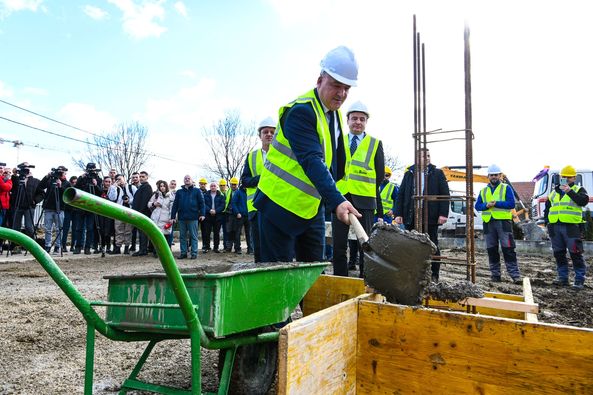 Bulliqi: Fillon ndërtimi i Qendrës Rezidenciale – vlera e projektit mbi 2.5 milionë euro