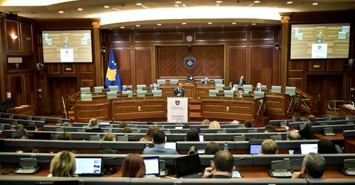 U paguan mbi 20 mijë euro në vit, këta janë deputetët që folën vetëm 1 ose 2 herë gjatë vitit 2023